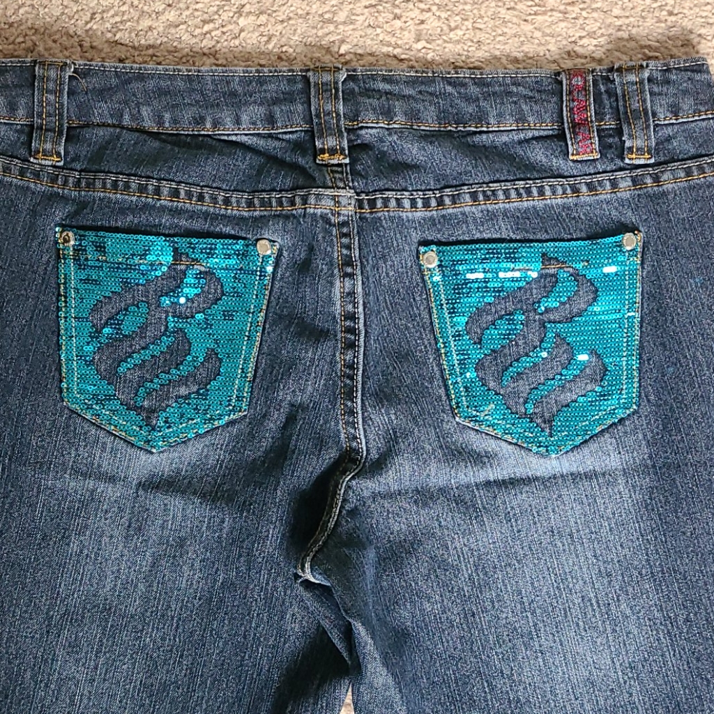 Rocawear Bling Skinnies Hip Hop Jeans Size 11 Rocawear Bling Skinnies Hip Hop Jeans Size 11